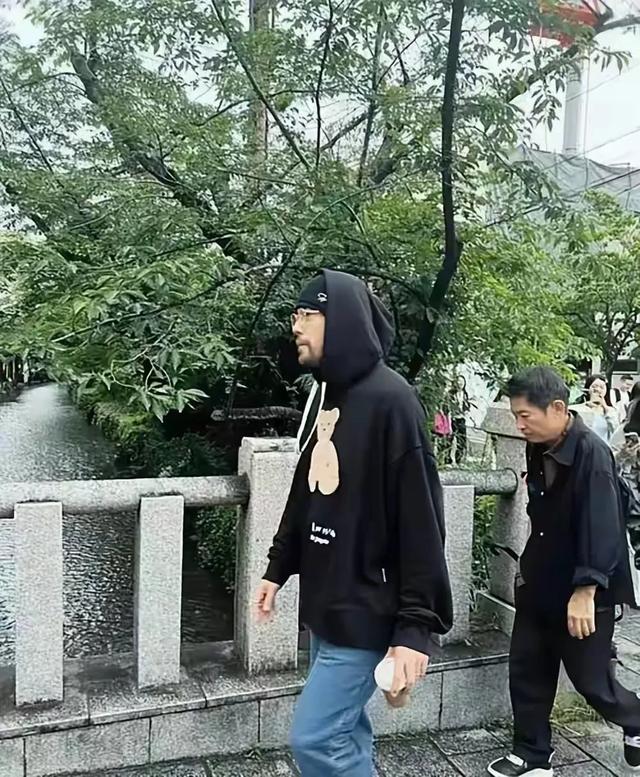 4.jpeg